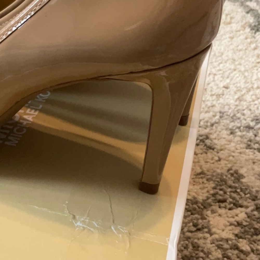 Michael Kors Nude Heels - Picture 3 of 8